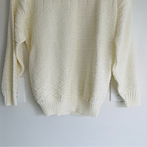 Vintage 70s 80s LAUREN KNITWEAR CORP Cream White Cable Knit Sweater - Picture 4 of 16